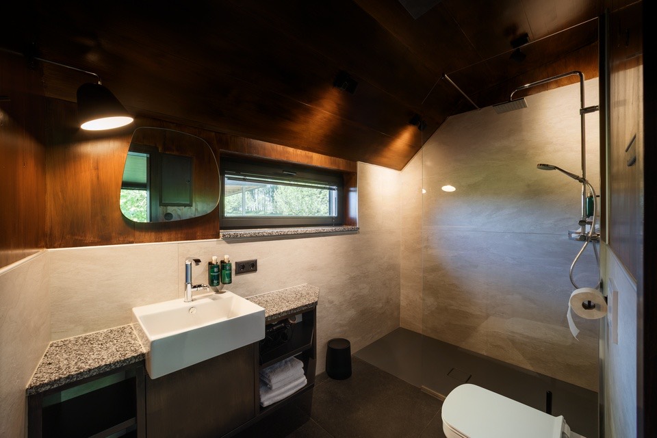 Badezimmer mit Heizung